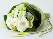 “Clutched” Bouquet Natural Green
